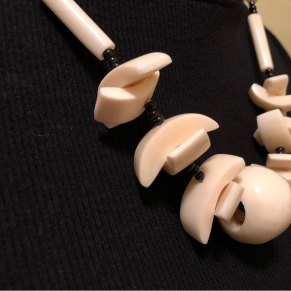 African Style necklace - Picture 2 of 3